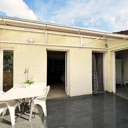Cozy Avec Terrasse, Ideal Pour Les Jo! Apartment Aubervilliers