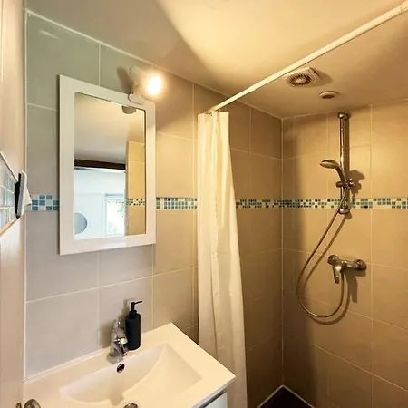 Cozy Avec Terrasse, Ideal Pour Les Jo! Apartment Aubervilliers